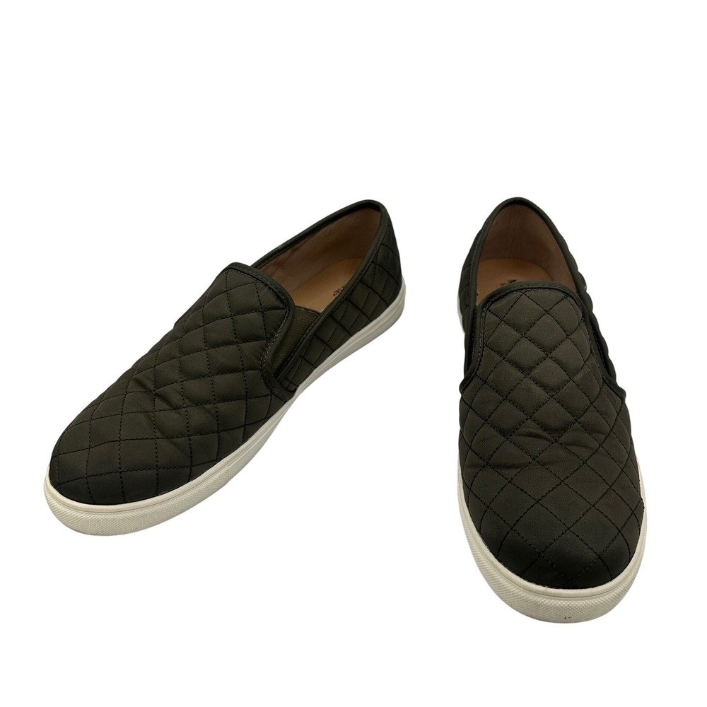 Mossimo Quilted Slip On Sneakers Womens 11 Olive Green Good Casual Low Top Shoes
